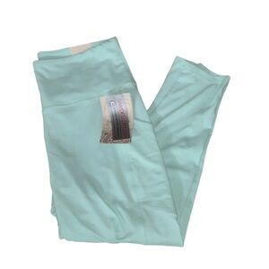 Balance Collection Capri Leggings M mint workout pants stretch sanded Dry Wik